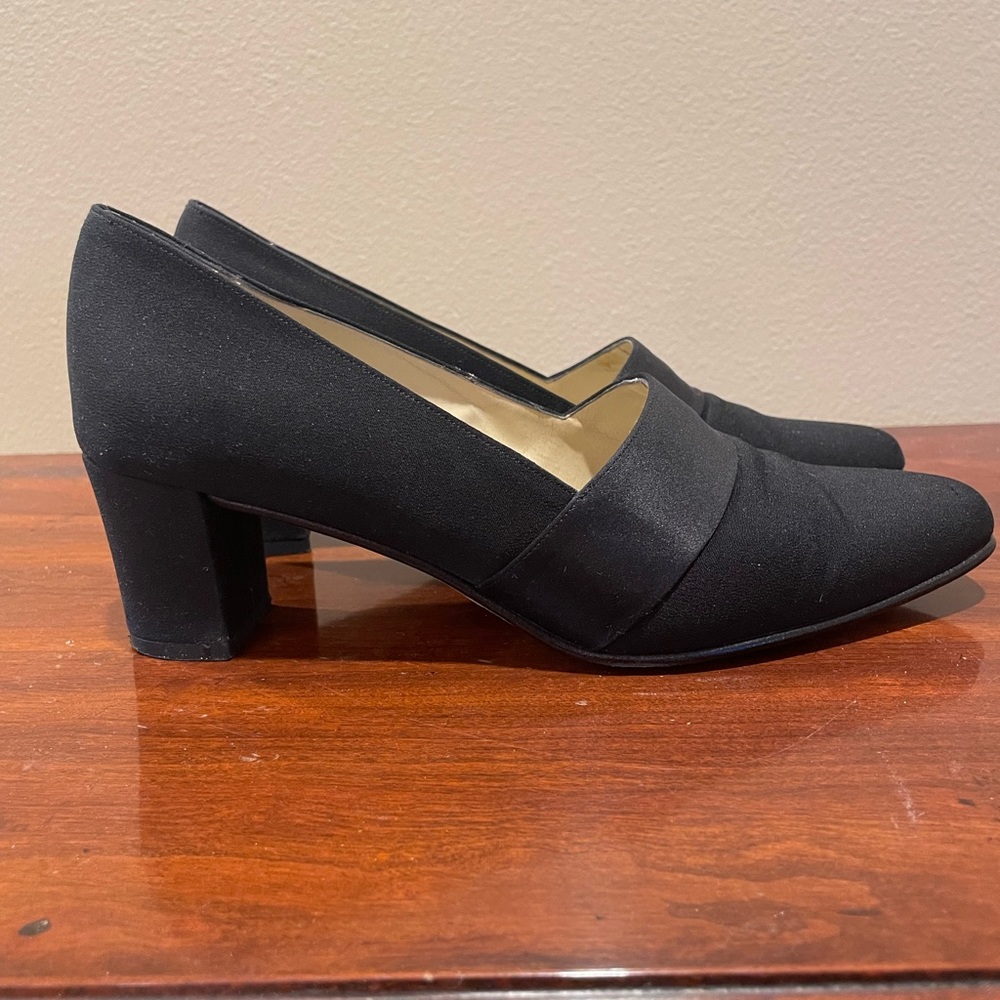 Adrienne Vittadini vintage black heels